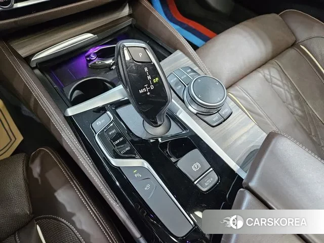 BMW 5 Series (G30) id 3402639 из Кореи 19