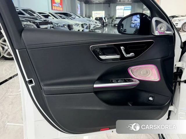 Mercedes-Benz Class C id 4262546 из Китая 18