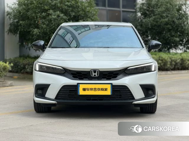 Honda Civic id 4366059 из Китая 17