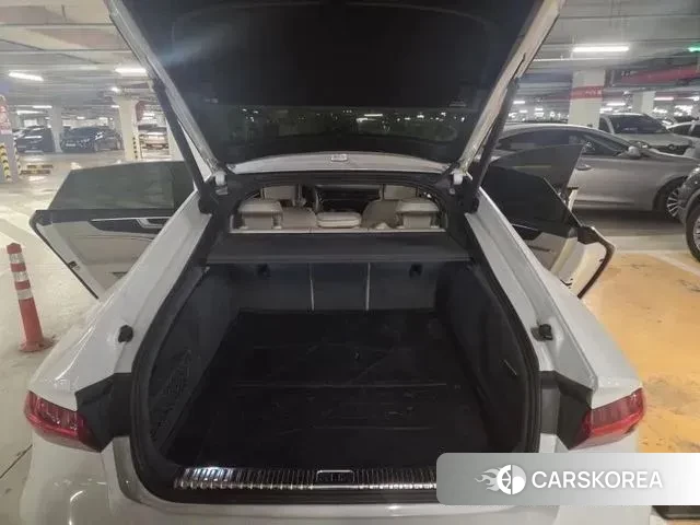 Audi A7 (4K) id 3626086 из Кореи 9