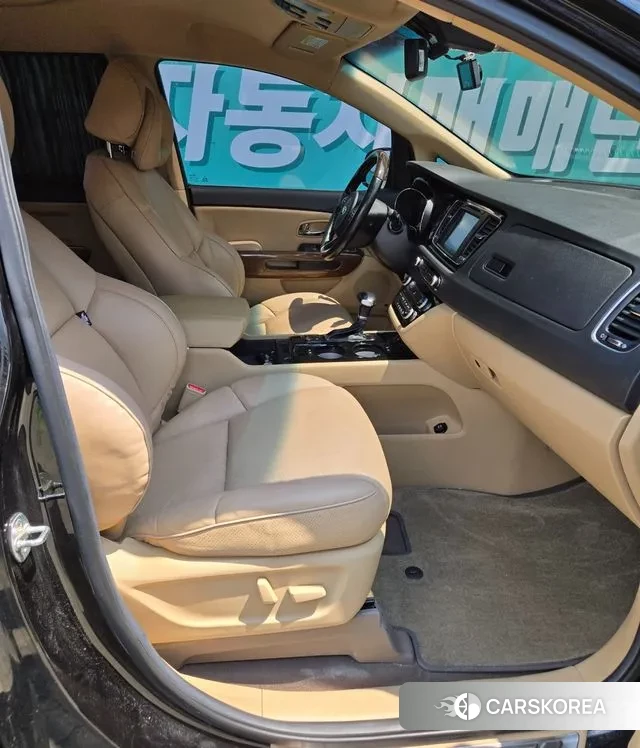 Kia All New Carnival id 2981959 из Кореи 18