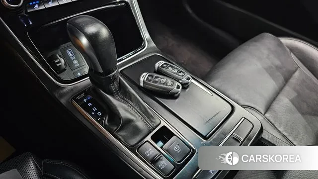 Hyundai Grandeur IG id 3060395 из Кореи 19