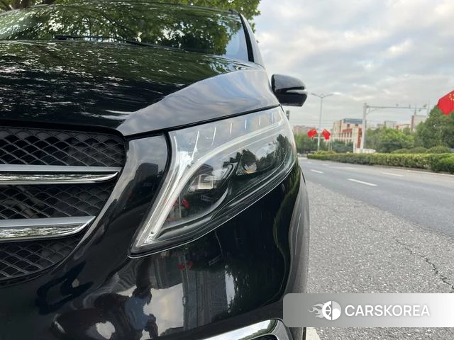 Mercedes-Benz V-class id 4221774 из Китая 12