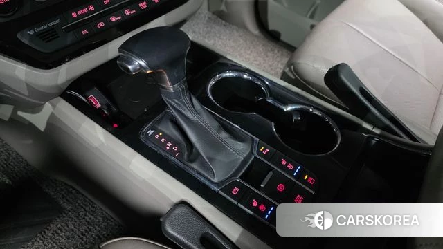 Kia The New Carnival id 4180610 из Кореи 19