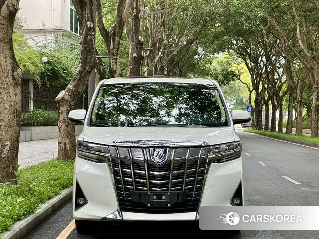 Toyota Elfa id 4365955 из Китая 17