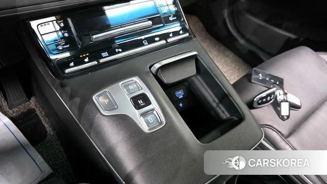 Hyundai The New Grandeur IG id 3911056 из Кореи 19