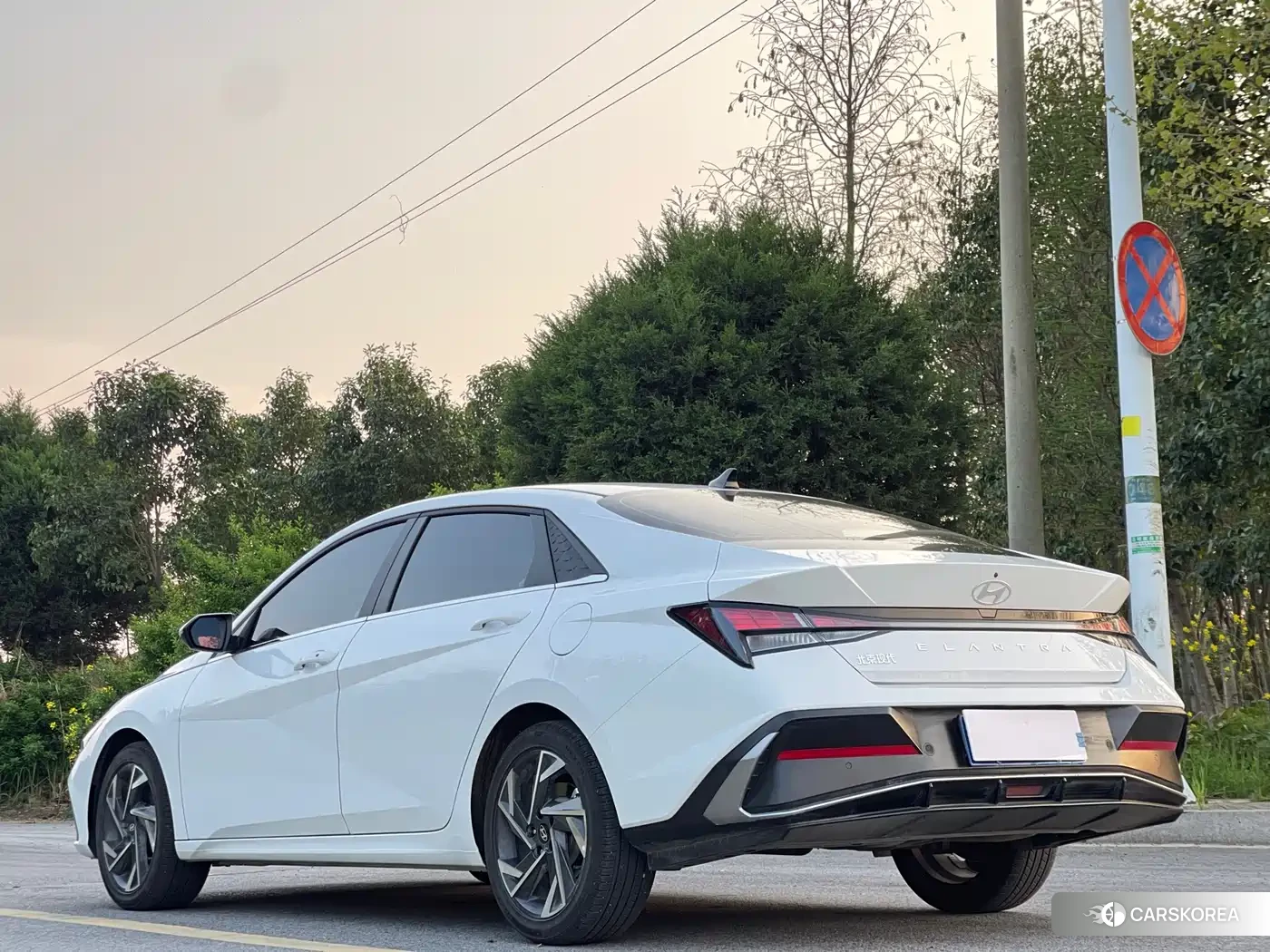 Hyundai Elantra id 4545654 из Китая 14