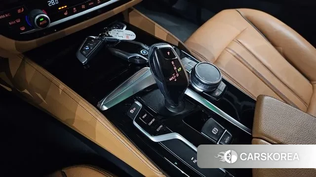 BMW 5 Series (G30) id 3608180 из Кореи 19