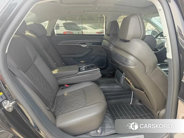 Audi A8 id 4259318 из Китая 13