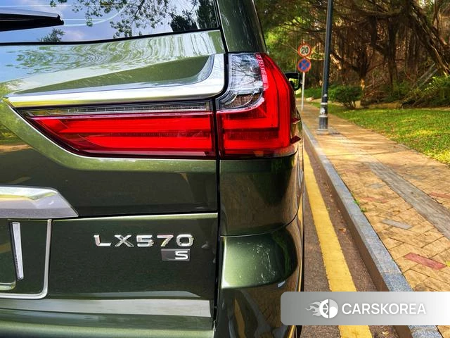 Lexus LX id 4298230 из Китая 19