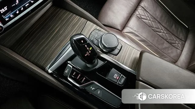 BMW 5 Series (G30) id 3505605 из Кореи 19