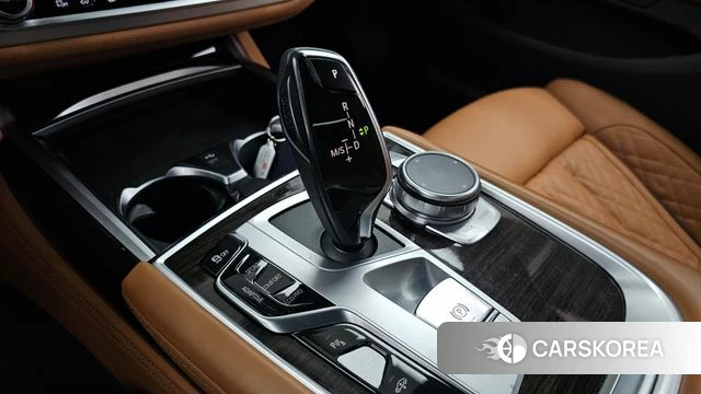 BMW 7 Series (G11) id 4585635 из Кореи 37