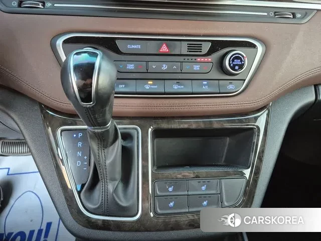 Hyundai The New Grand Starex id 3656552 из Кореи 19