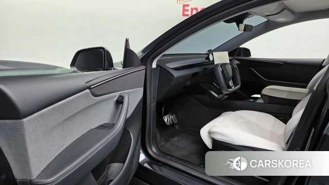 Tesla Model Y id 4847369 из Кореи 30