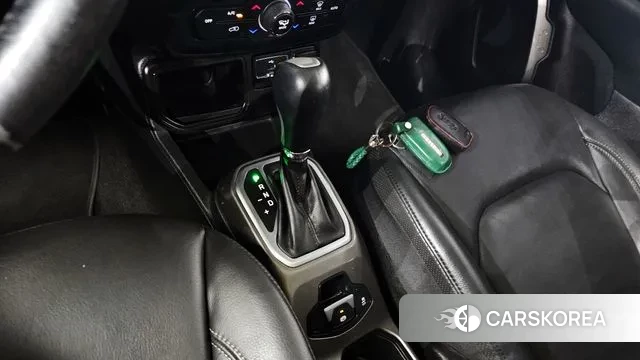 Jeep Renegade id 3171202 из Кореи 19