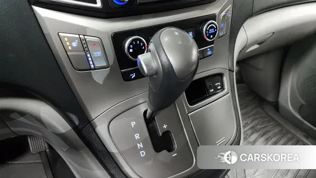 Hyundai The New Grand Starex id 3076000 из Кореи 19