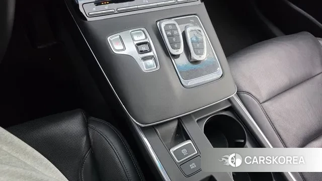 Hyundai The New Grandeur IG Hybrid id 3600717 из Кореи 19