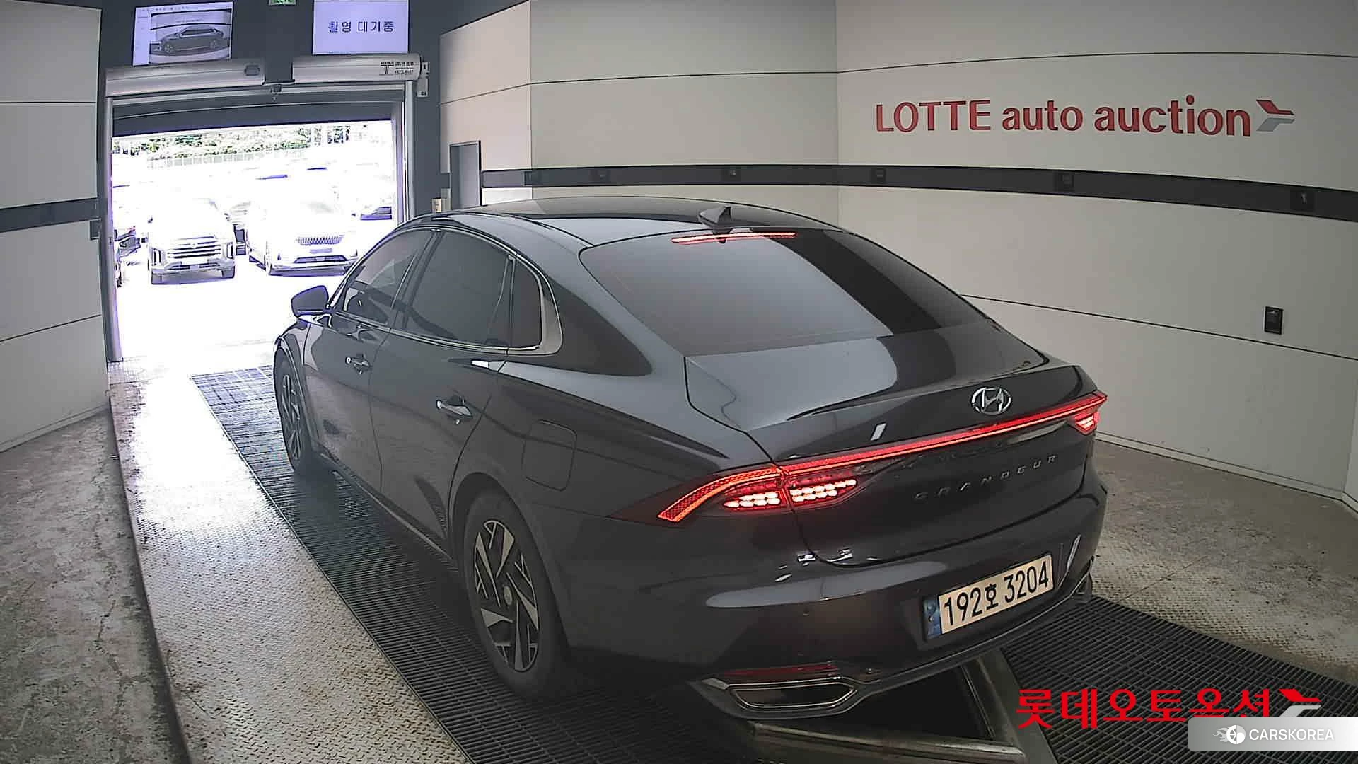 Hyundai Grandeur Hybrid id 4504382 из Кореи 37