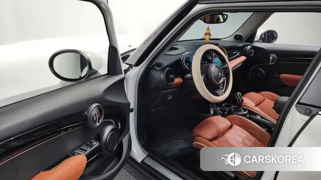 Mini Cooper S id 3726370 из Кореи 19