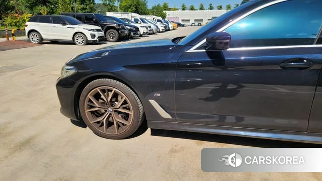 BMW 5 Series (G30) id 4894037 из Кореи 11