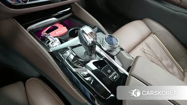 BMW 5 Series (G30) id 3120598 из Кореи 19