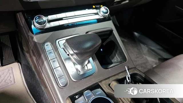 Genesis G90 id 4310435 из Кореи 19