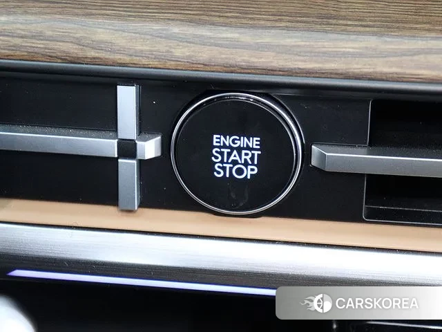 Hyundai Santa Fe (MX5) id 3359976 из Кореи 19