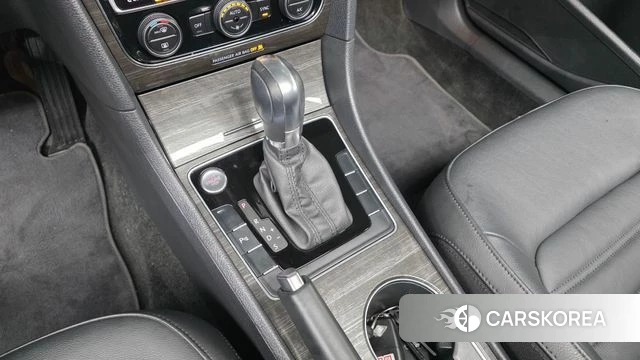 Volkswagen The New Passat id 3808159 из Кореи 19