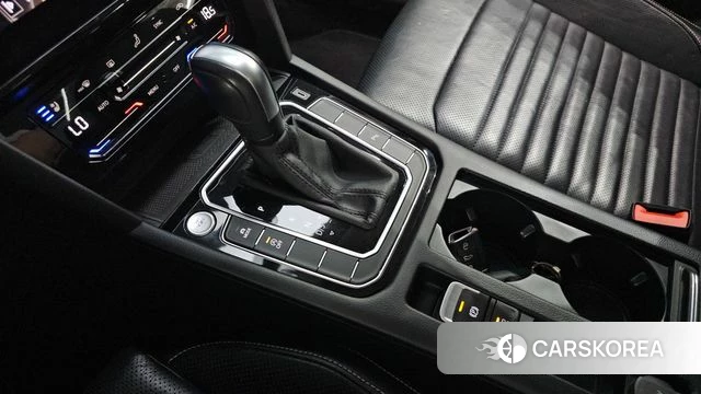 Volkswagen Passat GT (B8) id 4541195 из Кореи 19