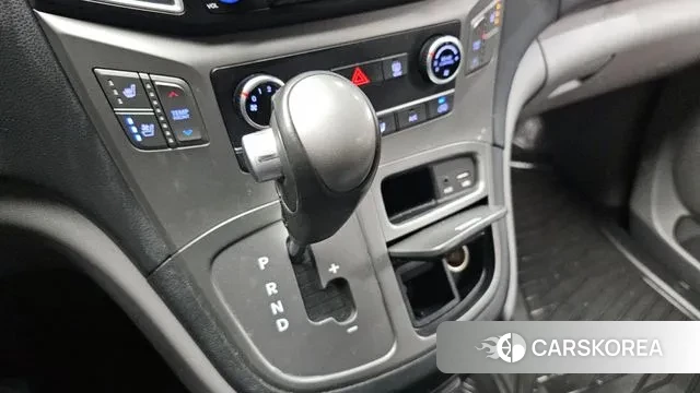 Hyundai The New Grand Starex id 3651444 из Кореи 19