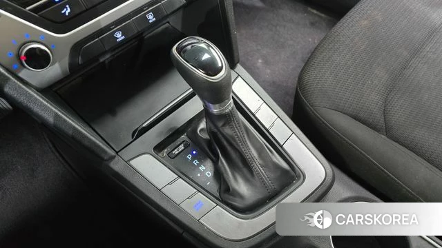 Hyundai Avante AD id 4944398 из Кореи 19