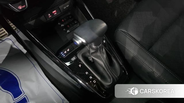 Kia Stonic id 4658236 из Кореи 29