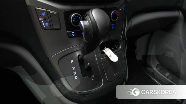 Hyundai The New Grand Starex id 4632430 из Кореи 31