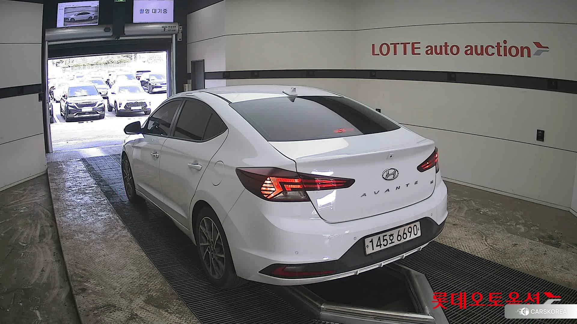 Hyundai Avante id 3869376 из Кореи 36