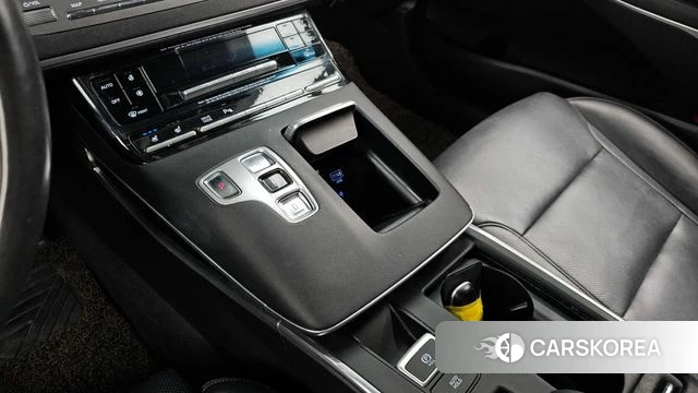 Hyundai The New Grandeur IG Hybrid id 3819885 из Кореи 19