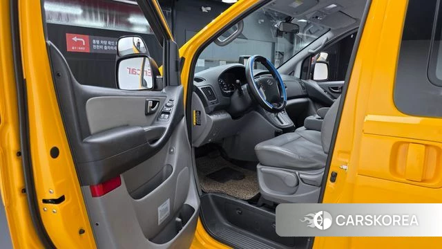 Hyundai The New Grand Starex id 4459518 из Кореи 31