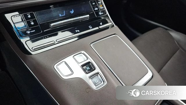 Hyundai The New Grandeur IG id 4594860 из Кореи 19