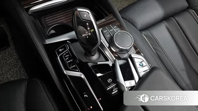 BMW 5 Series (G30) id 3355054 из Кореи 19