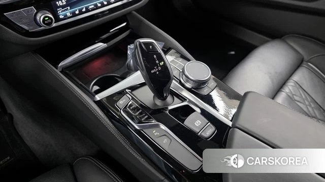 BMW 5 Series (G30) id 3844848 из Кореи 19