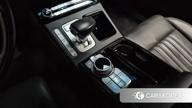 Genesis G90 id 3723401 из Кореи 19