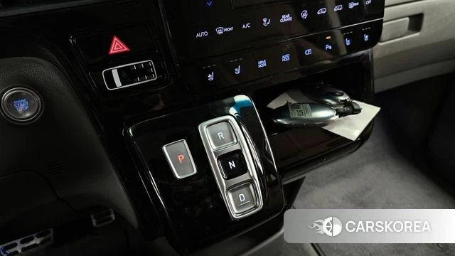 Hyundai Staria id 4177634 из Кореи 19