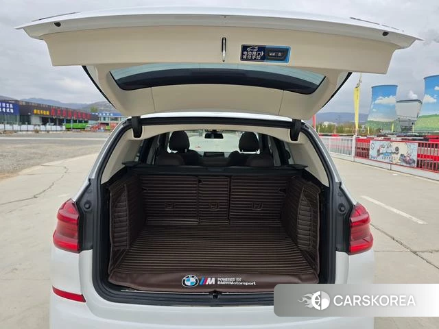 BMW X3 id 3857977 из Китая 12