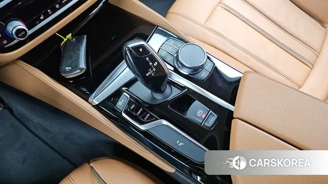 BMW 5 Series (G30) id 3494190 из Кореи 19