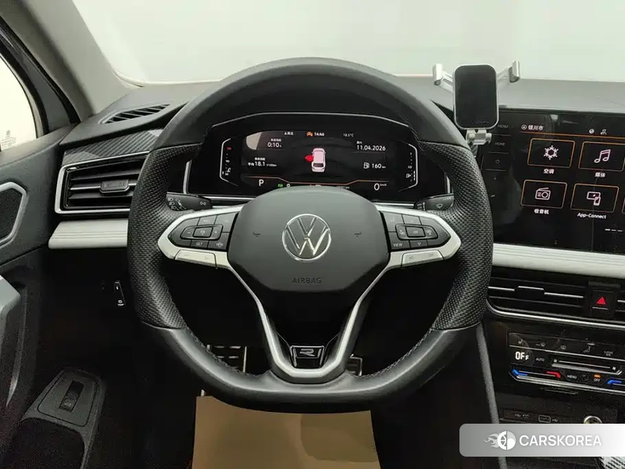 Volkswagen Tiguan L id 4576679 из Китая 15