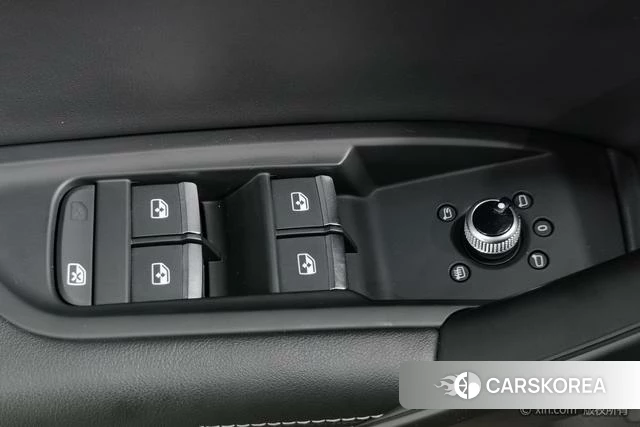 Audi Q5L id 4273207 из Китая 23