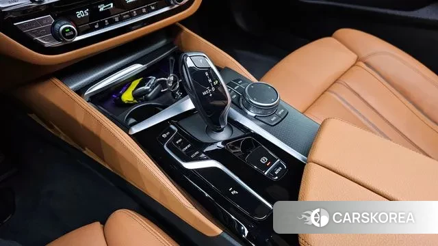 BMW 5 Series (G30) id 2974901 из Кореи 19