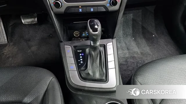 Hyundai Avante AD id 3588680 из Кореи 19