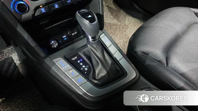 Hyundai Avante AD id 3894090 из Кореи 19