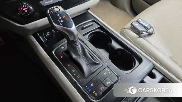 Kia All New Carnival id 3925203 из Кореи 19