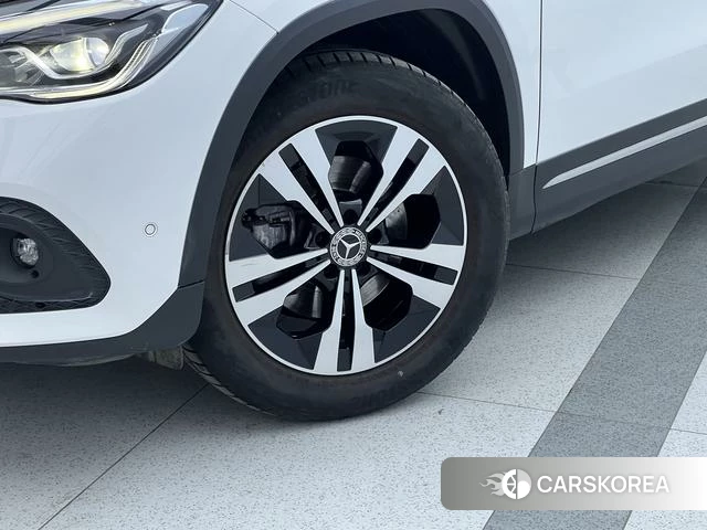 Mercedes-Benz GLA id 4208977 из Китая 28